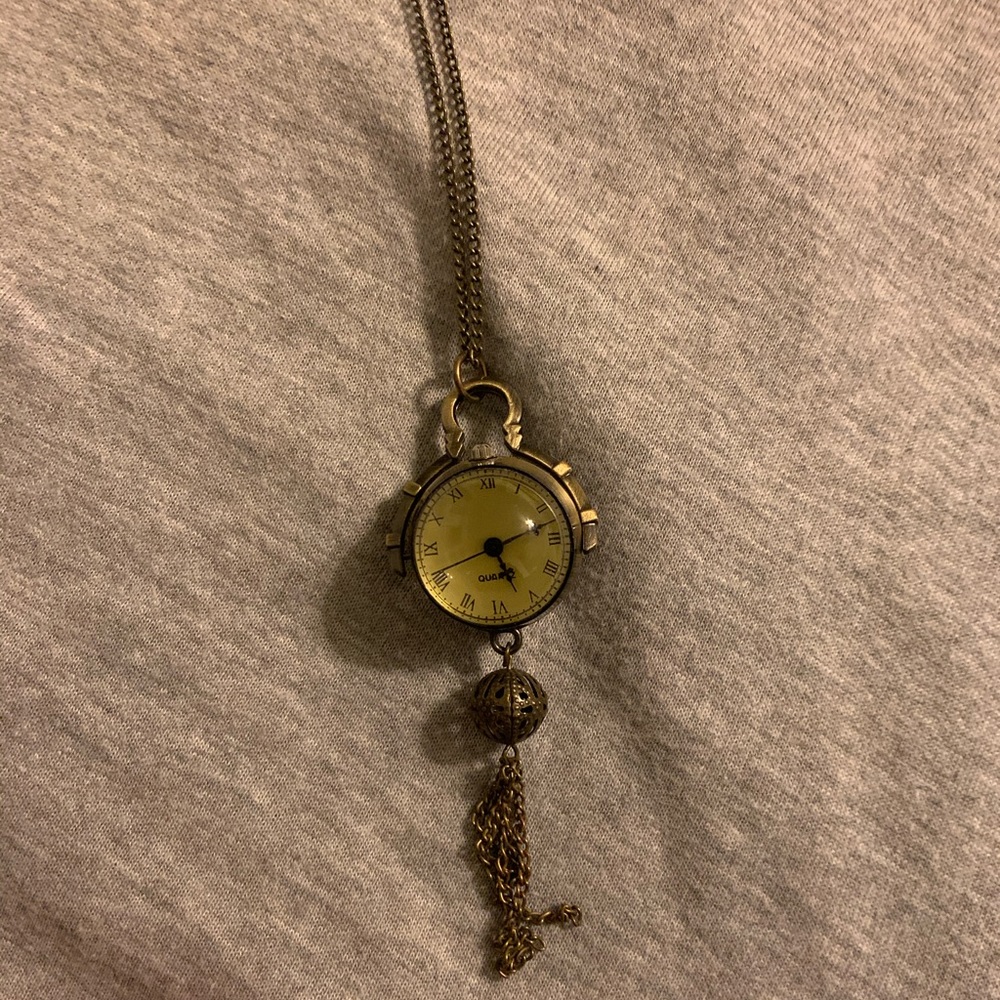Round Clock Long Necklace